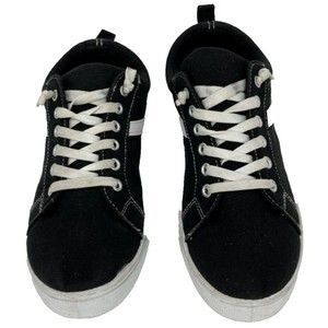 Low Top Lace Up Sneakers Skate Shoes Mens Size 8 Womens Size 9 OT Revolution